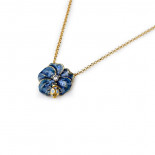 Isola bella collna violetta con coccinella