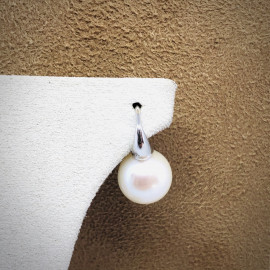 Genesia orecchini a monachella con perla fresh 10-11 mm
