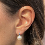 Genesia orecchini monachella con perla